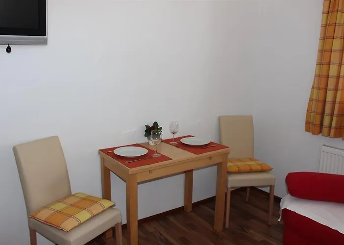 Hollaus Elisabeth شقة *